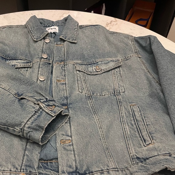 Zara Light Blue QUILTED DENIM
JACKET - Picture 2 of 10